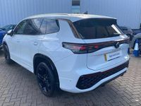 Used VW Tayron R-line 147 HP (108 kW) 2025 White SUV