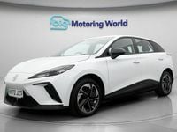 Used MG MG4 EV SE 125 kW (170 HP) 2023 White Hatchback
