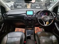 Begagnad Mercedes B180 SE 2012 Minibuss