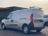Second-hand Vauxhall Combo S 2018 Argintiu Monovolum