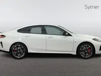 Ny BMW M235 300 HK (220 kW) 2026 Sportkupé