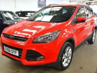 Used Ford Kuga Titanium 180 HP (132 kW) 2016 Red SUV