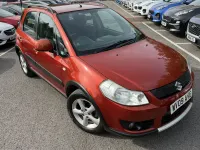 Used Suzuki SX4 GLX 2009 Orange SUV