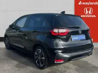 Begagnad Honda Jazz Advance 122 HK (89 kW) 2023 Svart Halvkombi