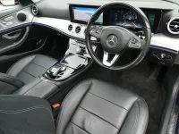 Usado Mercedes E220 Premium 2016 Azul Sedan