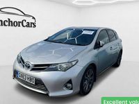 Used Toyota Auris Hybrid 136 HP (100 kW) 2014 Hatchback