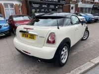 Begagnad Mini Cooper Coupé 122 HK (89 kW) 2014 Vit Sportkupé