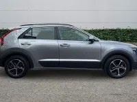 Usado Kia Niro 2023 Gris SUV