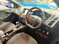 Used Ford Focus ST-Line X 140 HP (102 kW) 2018 Blue Hatchback