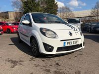 Used Renault Twingo 75 HP (55 kW) 2011 White Hatchback