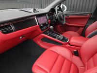 New Porsche Macan GTS 2025 SUV