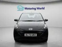 Used Hyundai i10 Advanced 67 HP (49 kW) 2023 Grey Hatchback