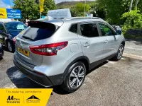 Used Nissan Qashqai N-Connecta 2018 Silver SUV