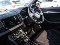 Second-hand Skoda Karoq SportLine 150 CP (110 kW) 2024 Gri SUV