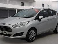 Used Ford Fiesta Titanium 125 HP (91 kW) 2014 Silver Hatchback