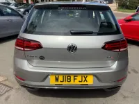 Używany VW Golf VII SE 125 KM (91 kW) 2018 Srebrny Hatchback