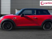 Usado Mini Cooper Classic 136 CV (100 kW) 2019 Rojo Utilitario