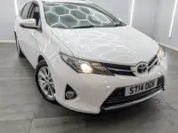 Used Toyota Auris Touring Sports 88 HP (64 kW) 2014 Estate