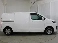 Used Vauxhall Vivaro Sportive 100 HP (73 kW) 2021 White MPV