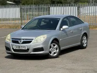 Used Vauxhall Vectra 122 HP (89 kW) 2008 Silver Hatchback