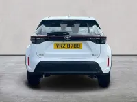 Used Toyota Yaris Hybrid 116 HP (85 kW) 2024 White SUV