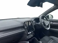 Usado Volvo XC40 Ultra 2025 Azul SUV