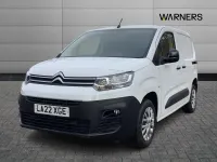 Used Citroën Berlingo 99 HP (72 kW) 2022 White MPV