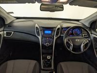 used Hyundai i30 1.6 CRDi Blue Drive SE 5dr