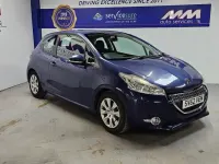 Used Peugeot 208 Active 95 HP (69 kW) 2012 Blue Hatchback