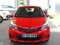 Used Toyota Yaris 2013 Red Hatchback