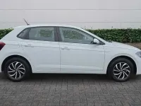 Used VW Polo Life 95 HP (69 kW) 2024 White Hatchback