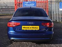Begagnad Audi A4 150 HK (110 kW) 2014 Blå Sedan