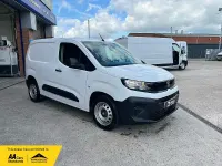 Used Vauxhall Combo 101 HP (74 kW) 2024 White MPV