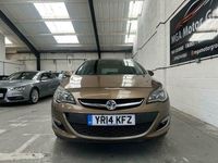 Used Vauxhall Astra Elite 165 HP (121 kW) 2014 Brown Estate