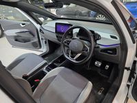 Used VW ID.3 Pro Performance 150 kW (204 HP) 2021 White Hatchback