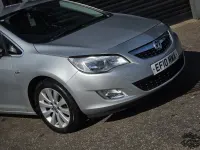 Used Vauxhall Astra Elite 115 HP (84 kW) 2010 Silver Hatchback