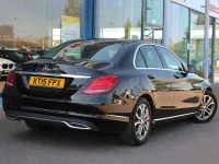Używany Mercedes C220 170 KM (125 kW) 2015 Czarny Sedan/Limuzyna