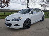 Used Vauxhall Astra SRi 2012 White Hatchback