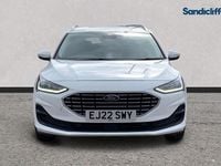 Gebraucht Ford Focus Titanium 125 PS (91 kW) 2022 Weiß Kombi