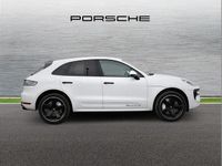 Used Porsche Macan Turbo 434 HP (319 kW) 2020 White SUV