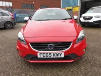 Usado Volvo V40 R-Design 122 HP (89 kW) 2015 Vermelho Citadino