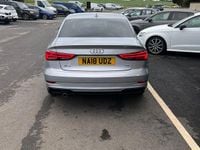 Usado Audi A3 Black Edition 116 HP (85 kW) 2018 Prateado Sedan