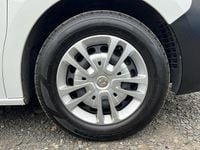 Used Vauxhall Vivaro S 100 HP (73 kW) 2021 White MPV