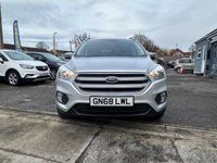 Usado Ford Kuga Zetec 2018 Prateado SUV