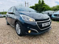 Begagnad Peugeot 208 Allure 110 HK (80 kW) 2017 Grå Halvkombi