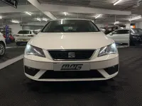 Used Seat Leon SE Dynamic 110 HP (80 kW) 2017 White Hatchback