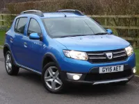 Używany Dacia Sandero Lauréate 2015 Niebieski Hatchback