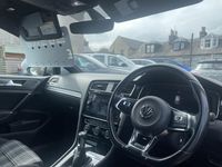 Używany VW Golf VII GTD 184 KM (135 kW) 2018 Srebrny Hatchback