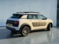 Używany Citroën C4 Cactus Feel 82 KM (60 kW) 2017 Biały Hatchback