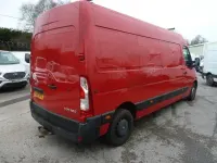 Used Vauxhall Movano 110 HP (80 kW) 2016 Red MPV